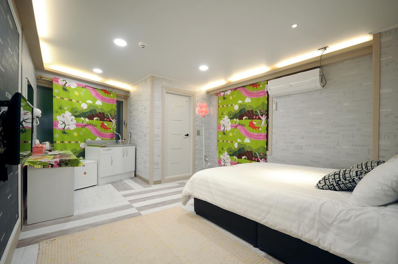 Family Hotel Bnb Пусан Экстерьер фото